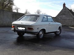 Louer une PEUGEOT 204 coupé de de 1968 (Photo 3)