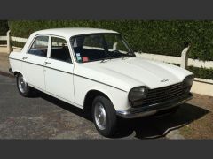 Louer une PEUGEOT 204 de de 1965 (Photo 1)