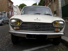 PEUGEOT 204 (Photo 4)