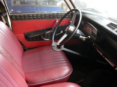 PEUGEOT 204 (Photo 5)