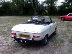 PEUGEOT 204 (Photo 2)