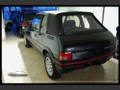 Louer une PEUGEOT 205 CTI de de 1991 (Photo 4)