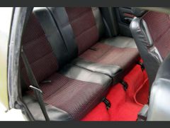 PEUGEOT 205 CTI (Photo 4)
