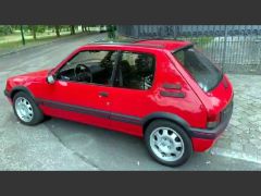 Louer une PEUGEOT 205 GTI 1.9 de de 1989 (Photo 3)