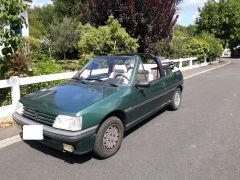 PEUGEOT 205 RG Cabriolet (Photo 1)