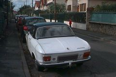 Louer une PEUGEOT 304 Cabriolet de de 1970 (Photo 2)