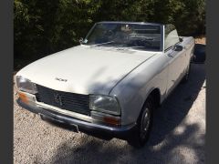 Louer une PEUGEOT 304 Cabriolet de de 1970 (Photo 1)