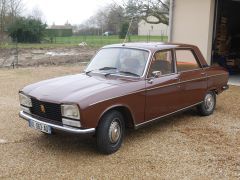 Louer une PEUGEOT 304 SLS de de 1976 (Photo 1)