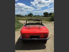 Louer une PEUGEOT 304 de de 1970 (Photo 3)