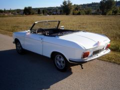 Louer une PEUGEOT 304 de de 1971 (Photo 3)