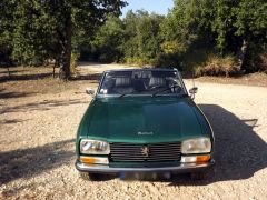 PEUGEOT 304S (Photo 1)