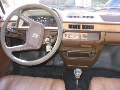 PEUGEOT 305 (Photo 3)