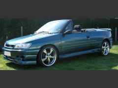 Louer une PEUGEOT 306 Cabriolet de de 1997 (Photo 1)