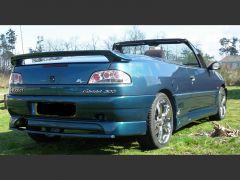 Louer une PEUGEOT 306 Cabriolet de de 1997 (Photo 2)