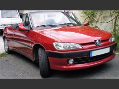 Louer une PEUGEOT 306 de 2000 (Photo 1)