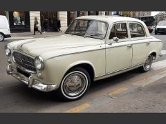 Louer une PEUGEOT 403 Luxe Confort de 1964 (Photo 2)