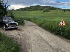 Louer une PEUGEOT 403 U5 Gendarmerie  de de 1958 (Photo 3)