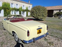 PEUGEOT 403 (Photo 4)
