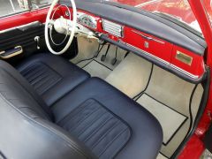 Louer une PEUGEOT 403 de de 1957 (Photo 4)