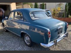 PEUGEOT 403 (Photo 4)