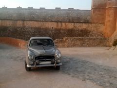 Louer une PEUGEOT 403 de 1957 (Photo 2)