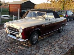 Louer une PEUGEOT 403 de de 1959 (Photo 3)