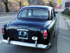 PEUGEOT 403 (Photo 3)