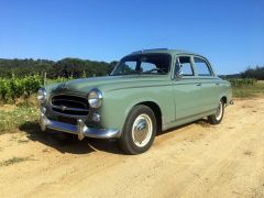 PEUGEOT 403 (Photo 1)