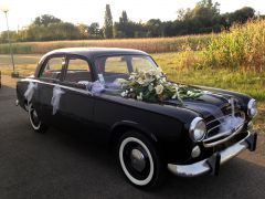 Louer une PEUGEOT 403 de 1963 (Photo 1)