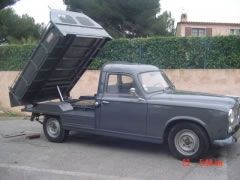 Louer une PEUGEOT 403 de de 1965 (Photo 4)