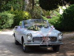 Louer une PEUGEOT 404  de de 1965 (Photo 2)