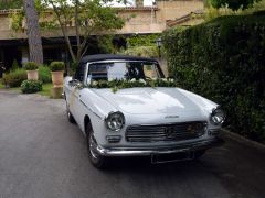 Louer une PEUGEOT 404  de de 1965 (Photo 3)