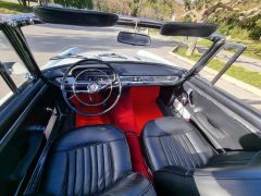 Louer une Peugeot 404 C de de 1966 (Photo 5)