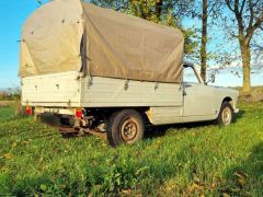 PEUGEOT 404 Pick-up (Photo 2)