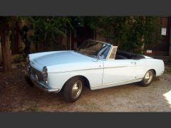 Louer une PEUGEOT 404 de de 1962 (Photo 1)