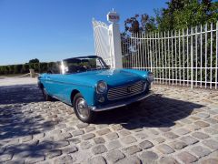 Louer une PEUGEOT 404 de de 1962 (Photo 1)