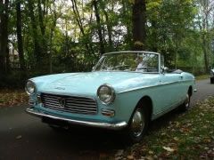 Louer une PEUGEOT 404 de de 1964 (Photo 2)