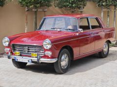 PEUGEOT 404 (Photo 1)