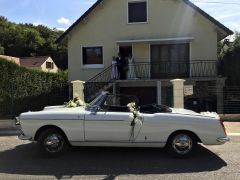 Louer une PEUGEOT 404 de de 1967 (Photo 3)