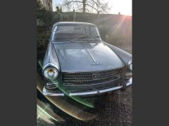 Louer une PEUGEOT 404 de de 1969 (Photo 2)