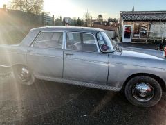 PEUGEOT 404 (Photo 4)