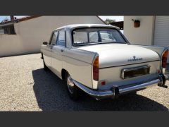 Louer une PEUGEOT 404 de de 1969 (Photo 2)