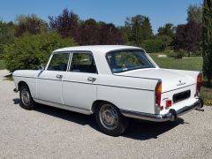Louer une PEUGEOT 404 de de 1972 (Photo 2)