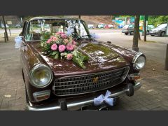 PEUGEOT 404 (Photo 1)