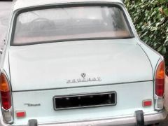 Louer une PEUGEOT 404 de de 1973 (Photo 3)