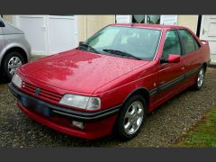 Louer une PEUGEOT 405 MI 16 Le Mans de 1993 (Photo 0)