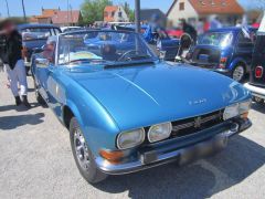 Louer une PEUGEOT 504  de 1970 (Photo 0)