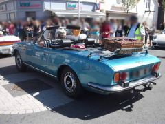 Louer une PEUGEOT 504  de de 1970 (Photo 4)