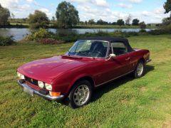 Louer une PEUGEOT 504 Cabriolet  de 1969 (Photo 2)