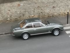 Louer une PEUGEOT 504 Coupé  de de 1981 (Photo 3)